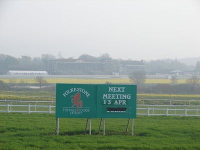 Folkestone Racecourse Welcome Sign